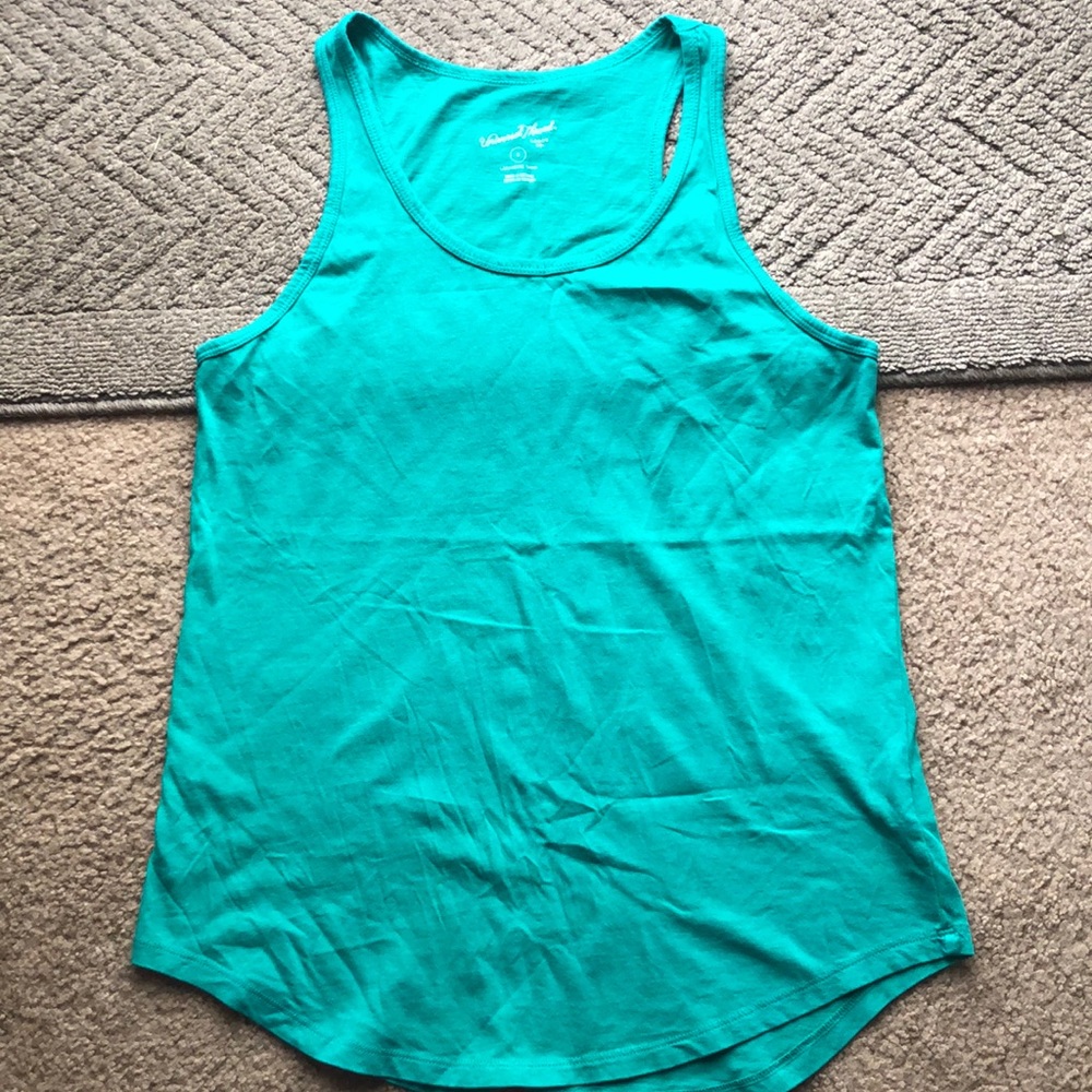 🧡 Green Tank Top